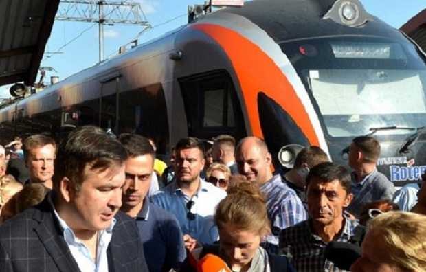 Фирсов потянет "Укрзализныцю" в суд из-за инцидента с Саакашвили