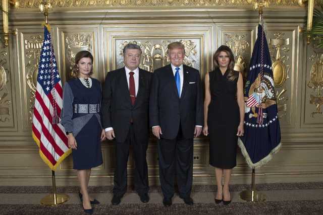 Предлагаю дружить семьями: чета Порошенко и Трампа в одном фото