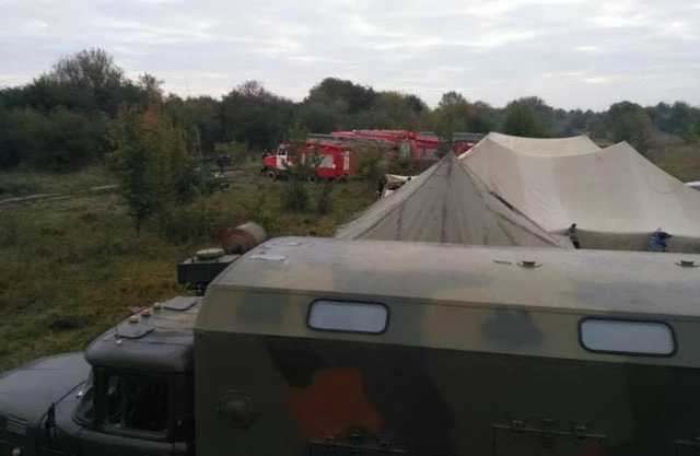 Отдают свои вещи и авто: как беда под Винницей сплотила украинцев