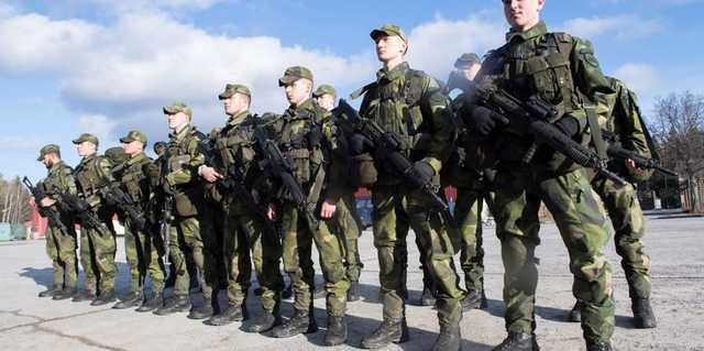 При виде подозрительных личностей: Военным дали приказ стрелять на поражение