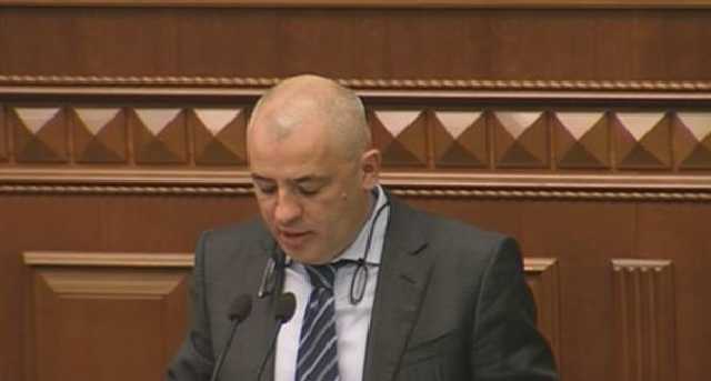 Нардеп Буглак купил за миллион новый кроссовер