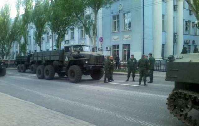 Один день в оккупированном Донецке: по жизни перебежками
