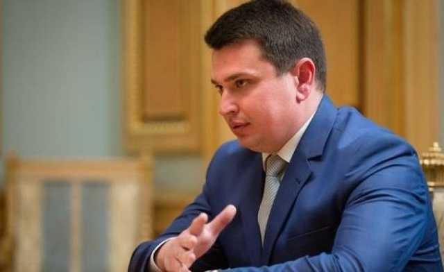 Более десяти чиновников Минобороны, прокуратуры и СБУ заподозрили в незаконном обогащении