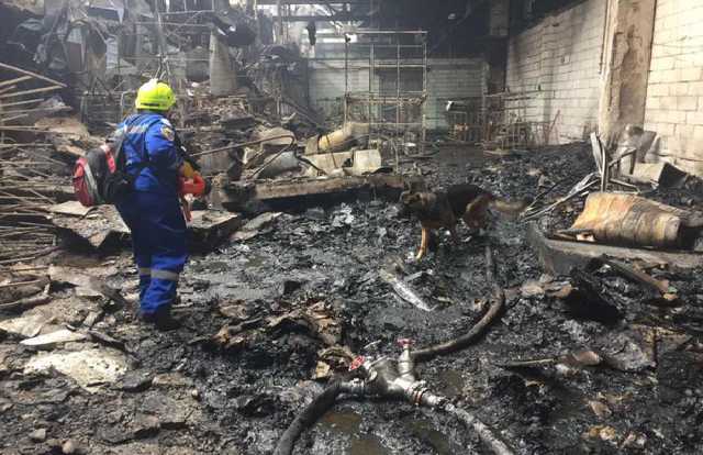 Под Киевом горело предприятие, есть жертвы