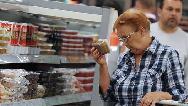 За один поход в магазин украинец отдает 10% заработка, француз всего 2%