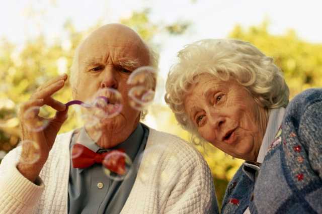 Сразу на 7 лет: в Польше снизили пенсионный возраст