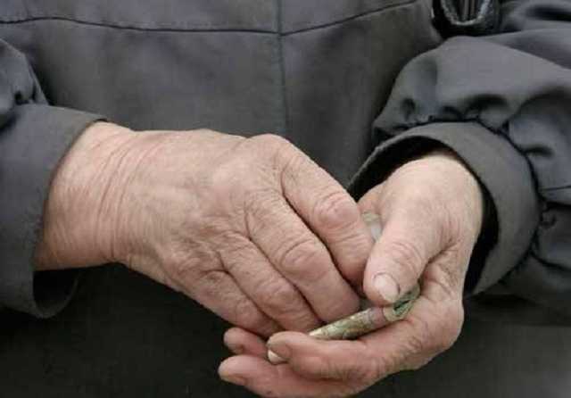 Кабмин решил повысить минимальную пенсию на 140 гривен