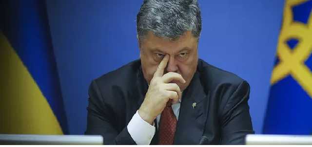 Угроза из Венеции: кто убедил Порошенко поддержать идею антикоррупционного суда