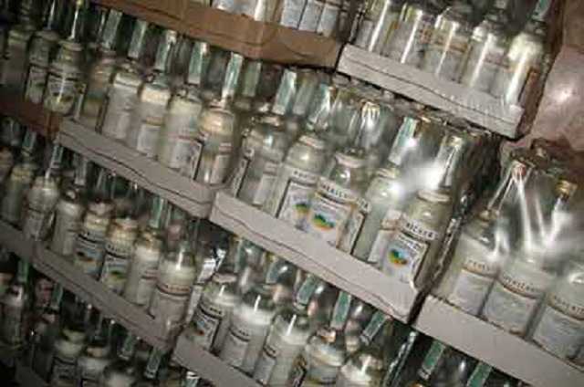 В Мелитополе закрыли завод, производивший алкоголь из автомобильного омывателя