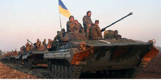 Эксперт: Украинская армия имеет трехкратное преимущество на Донбассе