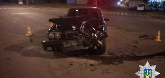 В Харькове пьяный водитель устроил тройное ДТП