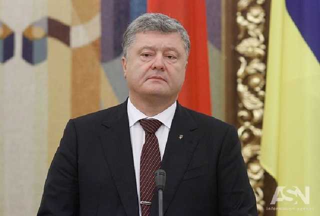 Порошенко заявил, от чего зависит выполнение закона по Донбассу