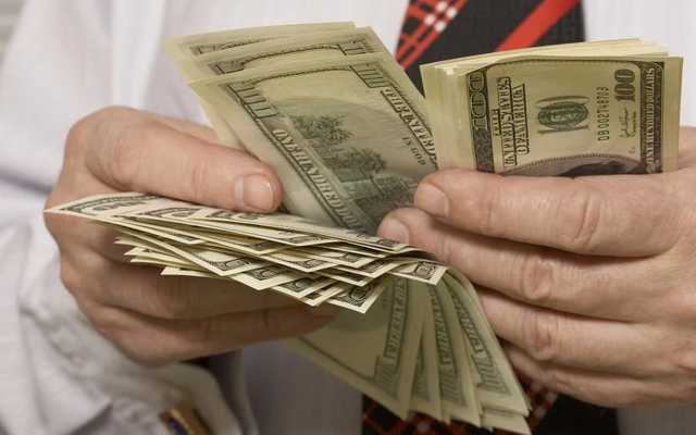 Крах гривны отменяется, в «обменниках» происходит невероятное