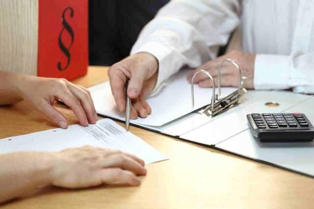 Россия: Жизнь в кредит, или Россияне ставят долговые рекорды — EurasiaNet