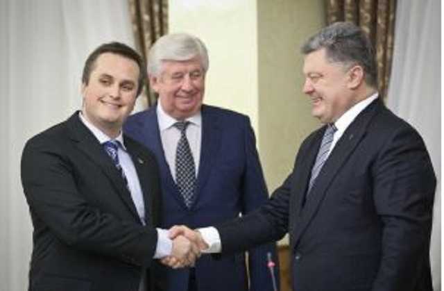 Гриценко посоветовал Холодницкому и другим антикоррупционерам не брать награды от Порошенко