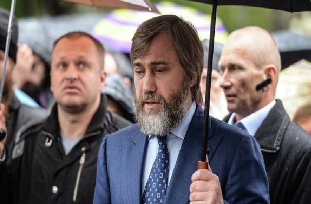 Новинского отрезают от добычи