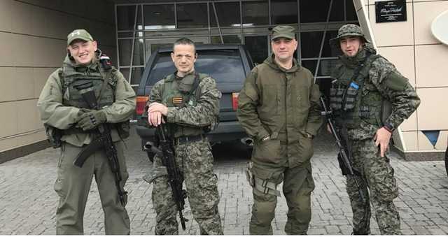 Казанский: Прилепин в Донецке. Отжатые гостиницы и легко проверяемая ложь