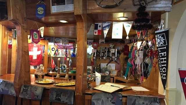 Бар на украинской полярной станции стал одним из лучших в мире