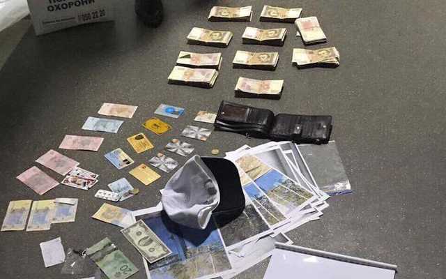 Луценко показал кадры захвата генерала-взяточника