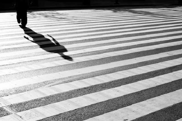 В Киеве пьяный водитель насмерть сбил женщину на пешеходном переходе