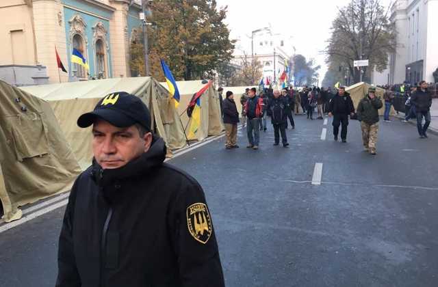 Єгор Соболєв про те як минула ніч у таборі під ВР