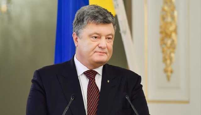 Депутат обратился к Порошенко: люди вас ненавидят и презирают всю вашу семью