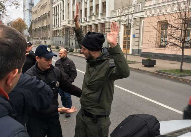 Задержание вооруженного мужчины под Радой: стало известно имя
