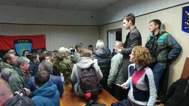 Суд над Коханивским: силовики избили журналистов