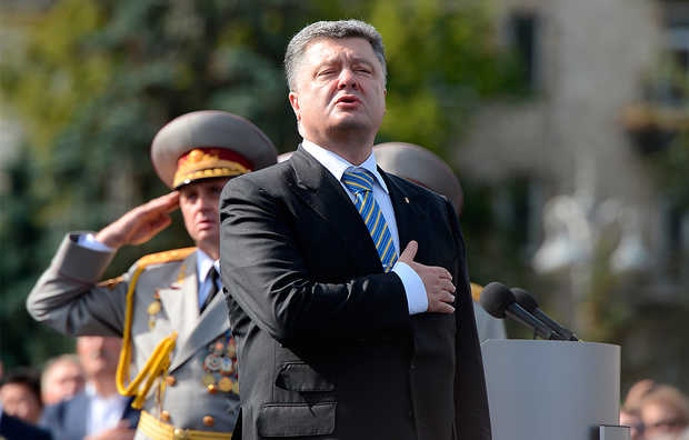 Люди Порошенко присвоили почти 100 миллионов "оборонки"