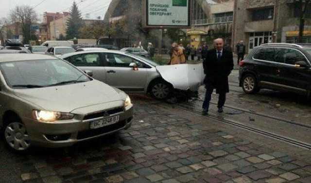 Колишній міський голова Львова потрапив у ДТП