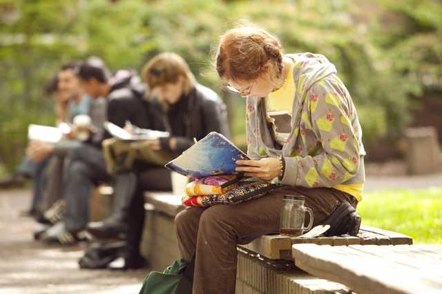 Кабмін планує запровадити іспит з української мови як іноземної