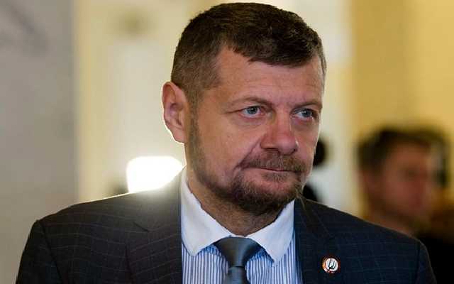 Взрыв возле "Эспрессо": Мосийчук заявил, что из него извлекли 40 осколков