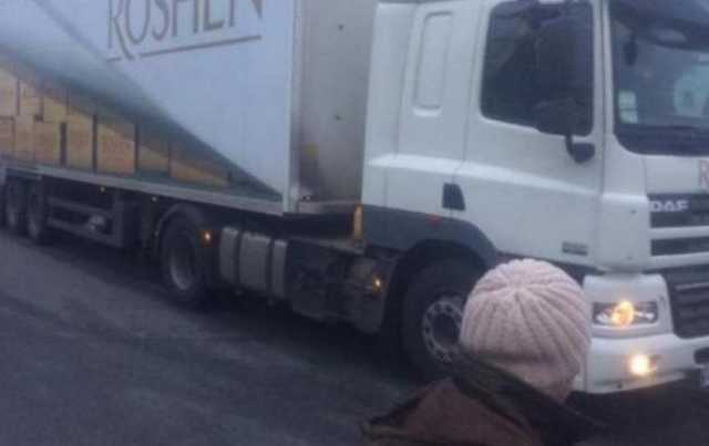 Блогер жестко высказался о продажных "активистах" под Киевом