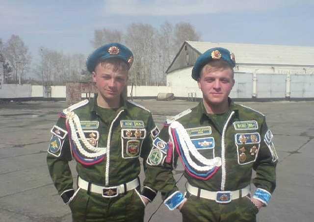 Украинские десантники отказались от ношения голубых беретов