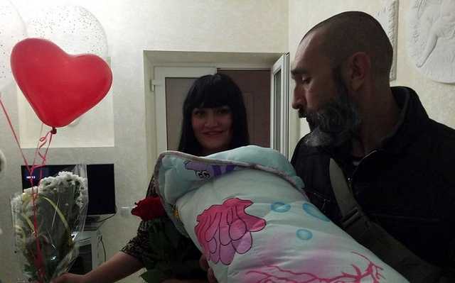 "В честь Амины Окуевой": в Одессе новорожденную девочку назвали Аминой