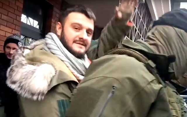 Крупнейшие телеканалы либо умолчали о задержании сына Авакова, либо поддержали главу МВД