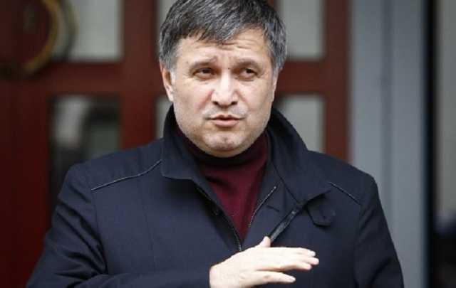 Аваков ігнорує імператив Авакова "підкоряйся – потім оскаржуй"