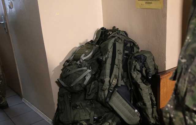 На суд сына главы МВД Авакова привезли рюкзаки