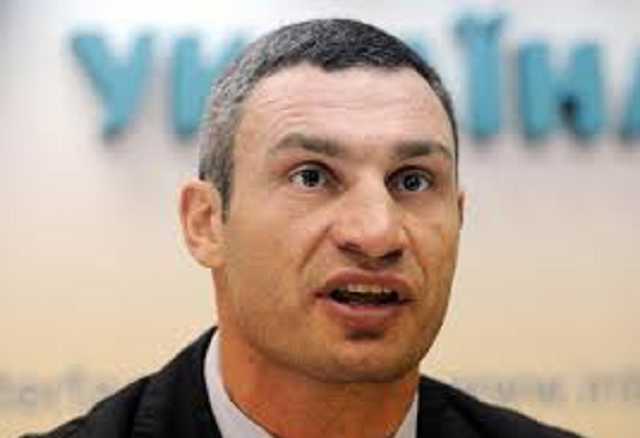 НАПК начало расследование о коррупции Кличко после его чартерных полетов с застройщиками