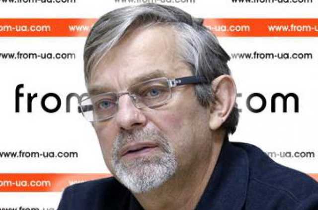 Небоженко: «Порошенко настолько сконцентрировал власть, что его некому защищать»