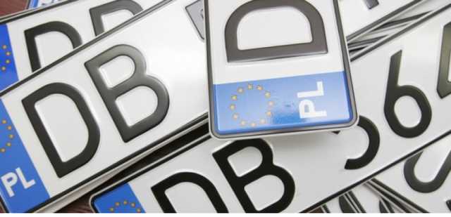 Губернатор Закарпаття Москаль дозволив завозити авто на «бляхах» на рік без розмитнення