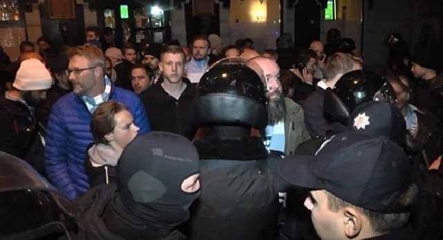 Генштаб: Облавы в развлекательные заведения устраивают не военкоматы