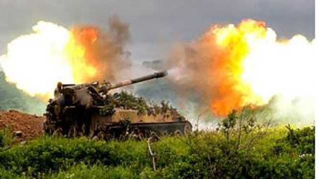 В Донецке не стихают мощные обстрелы