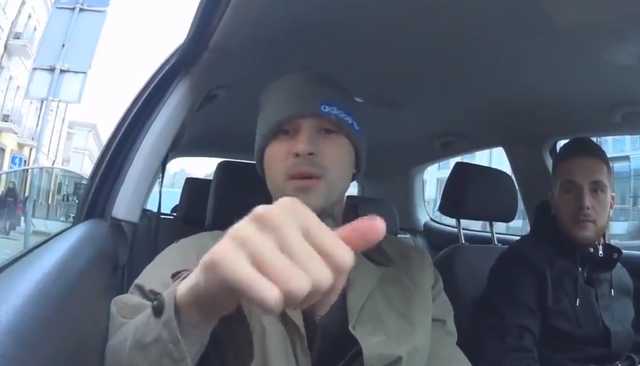 Блогер объяснил, зачем бегал голым по Крещатику