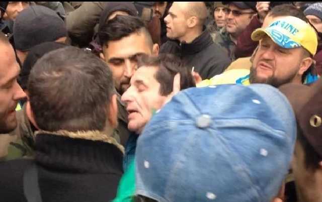 Это еще вежливо: люди радуются атаке на Шкиряка, но хотят большего