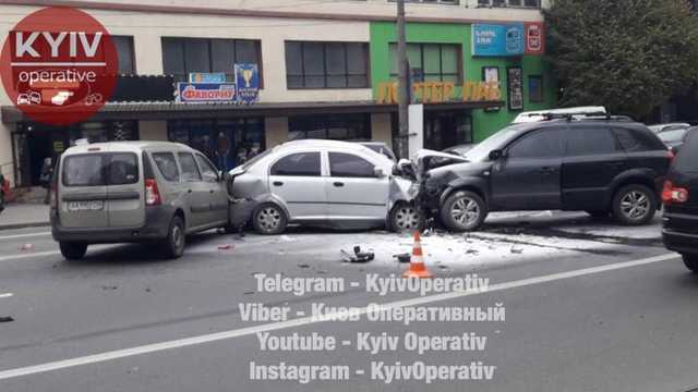 Масштабное смертельное ДТП в Киеве: Водителя пытались реанимировать 20 минут