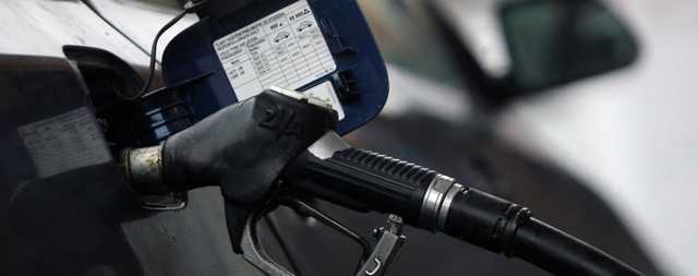 За выходные на АЗС подскочили цены на все виды топлива