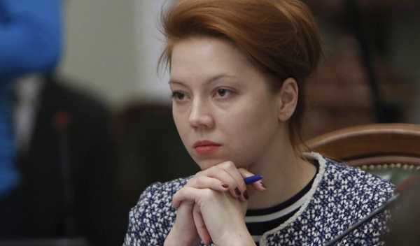 Гірка правда краще будь-якої шоколадної брехні і солодких посмішок. Маски зірвано. Всім дякую і можете розходитися, — Шкрум