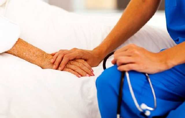 Черновчанка пришла в себя после полугодичной комы. Сейчас учится ходить