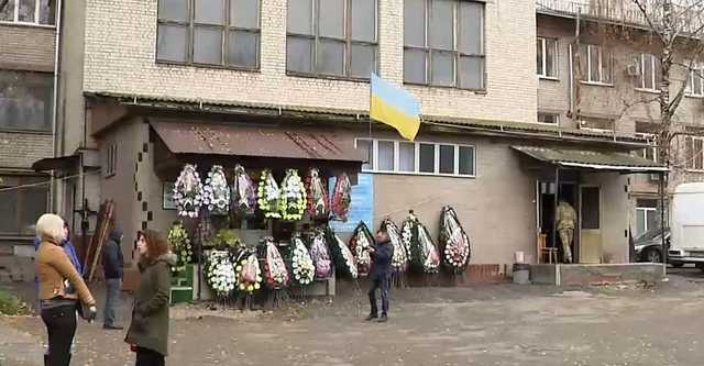 В бастующем киевском морге включили горячую воду